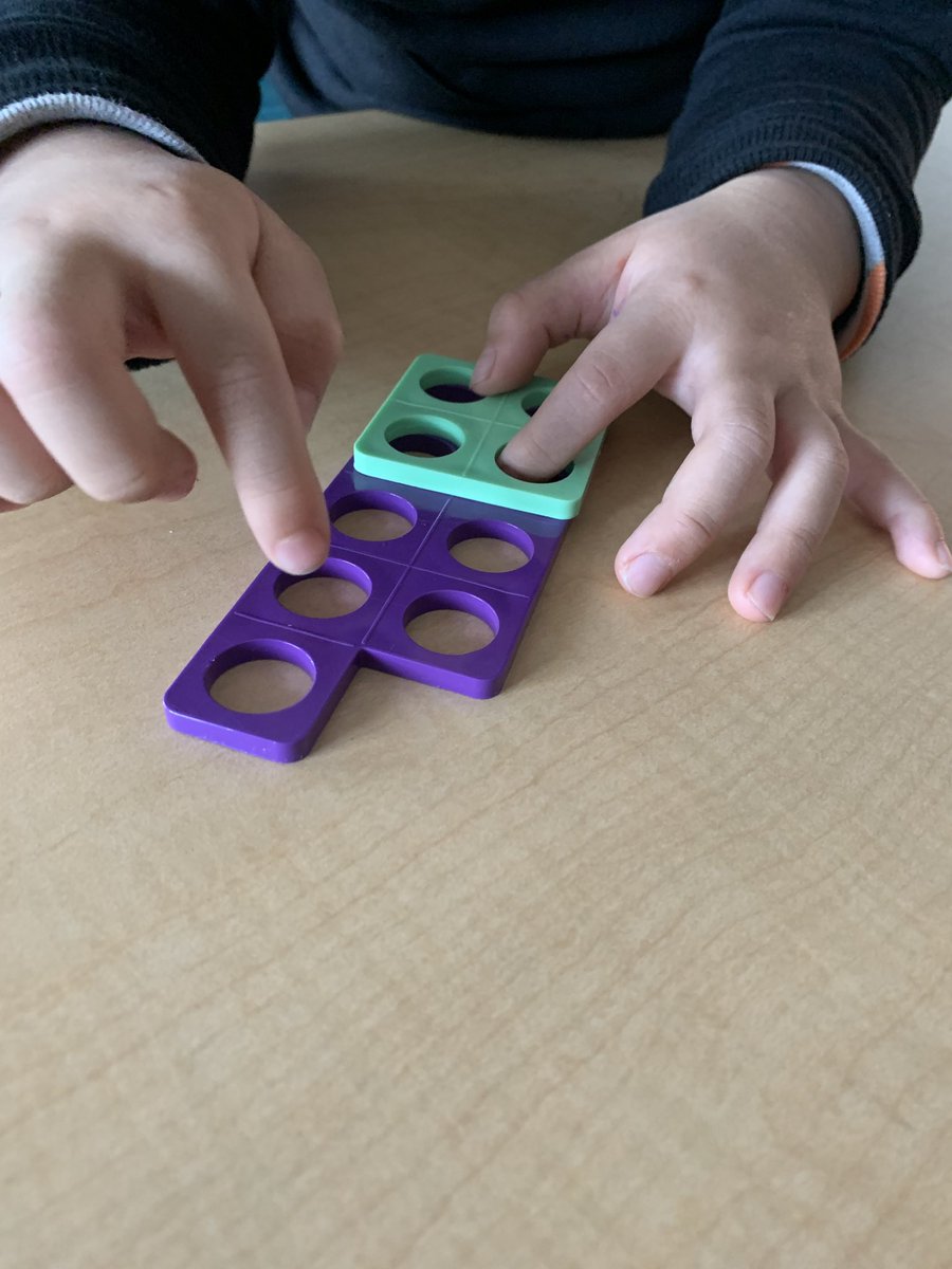 Laura Fee tweet media