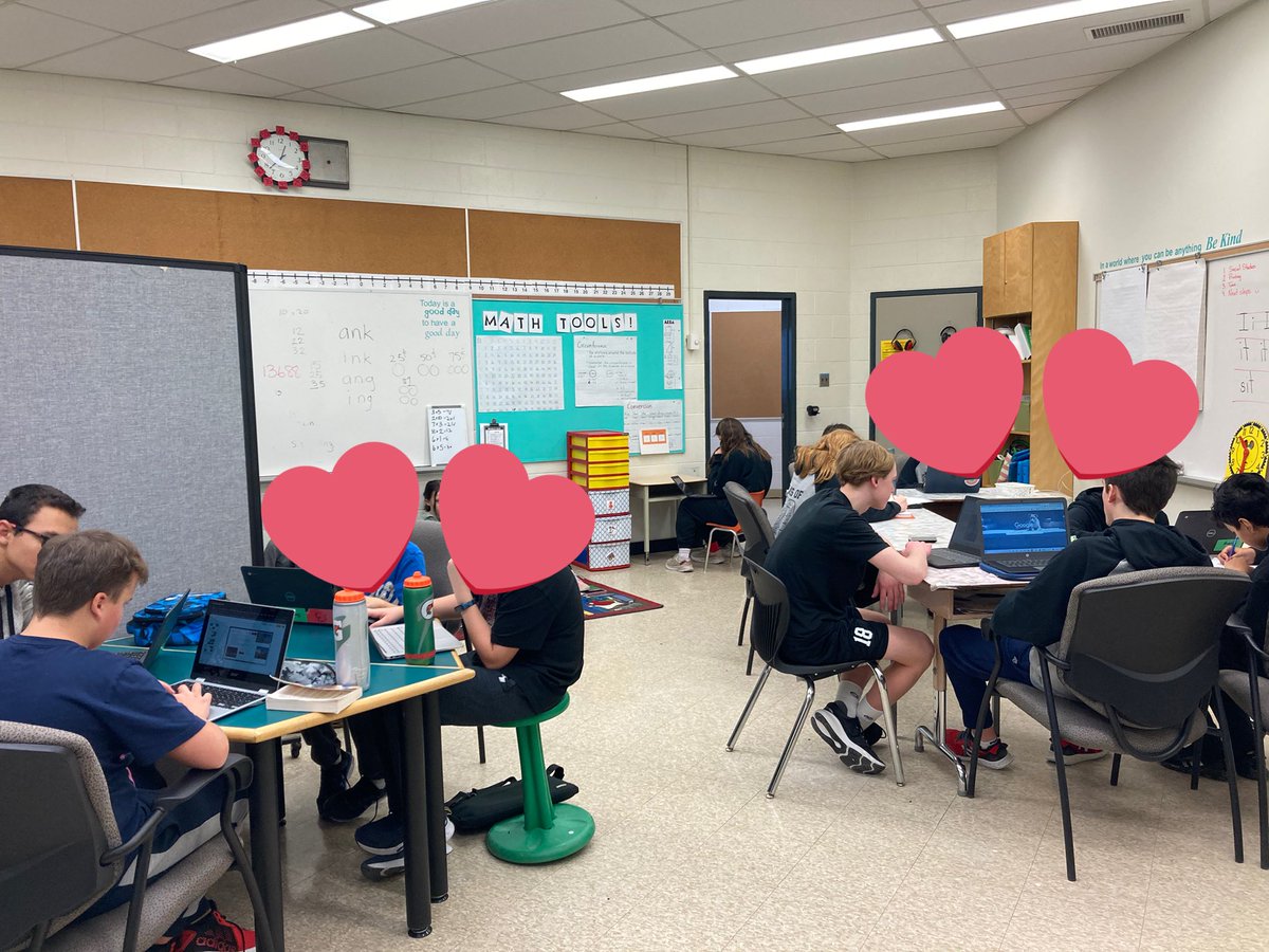 Lunch Study Group for gr 7/8 was very popular today <a href="/AberfoylePS/">Aberfoyle PS</a> . Are these young leaders extra studious because they are academically challenged or did the chilly weather help to influence their positive work ethic? Either way, everyone is welcome!