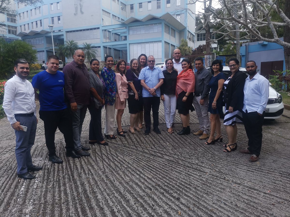 Intercambiamos con jóvenes cuadros que se preparan en la Escuela Superior de Cuadros del Estado y el Gobierno sobre el sistema de órganos estatales. Interesantes análisis. #PoderPopular @AsambleaCuba @PresidenciaCuba @PartidoPCC @CubaMinjus @mdelgado171064