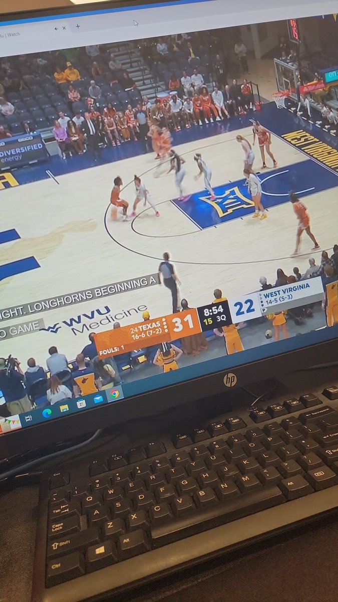 Sweet_Steph14's tweet image. #whileatwork #longhorns