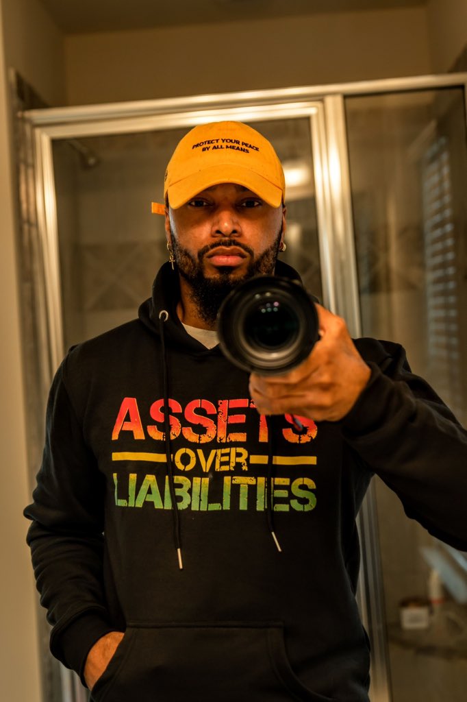 lafantasma__'s tweet image. #BlackHistoryMonth 
#eyl 
#assetsoverliabilities 
#blackaf