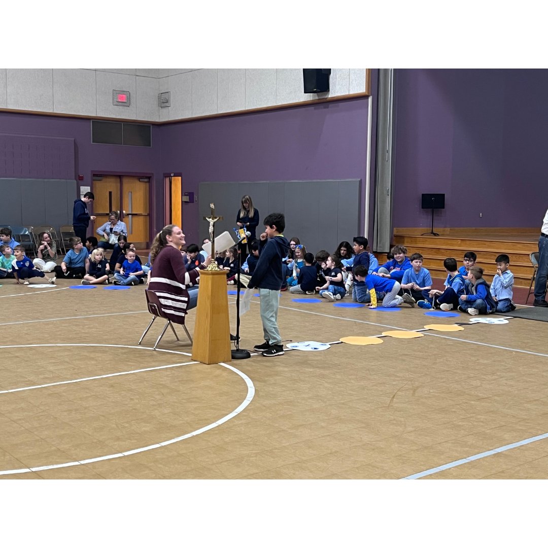 stannerockhill's tweet photo. A look at our Living Rosary led by 3rd Grade!
#stannestrong #wearestanne https://t.co/jqkI4PGZV1