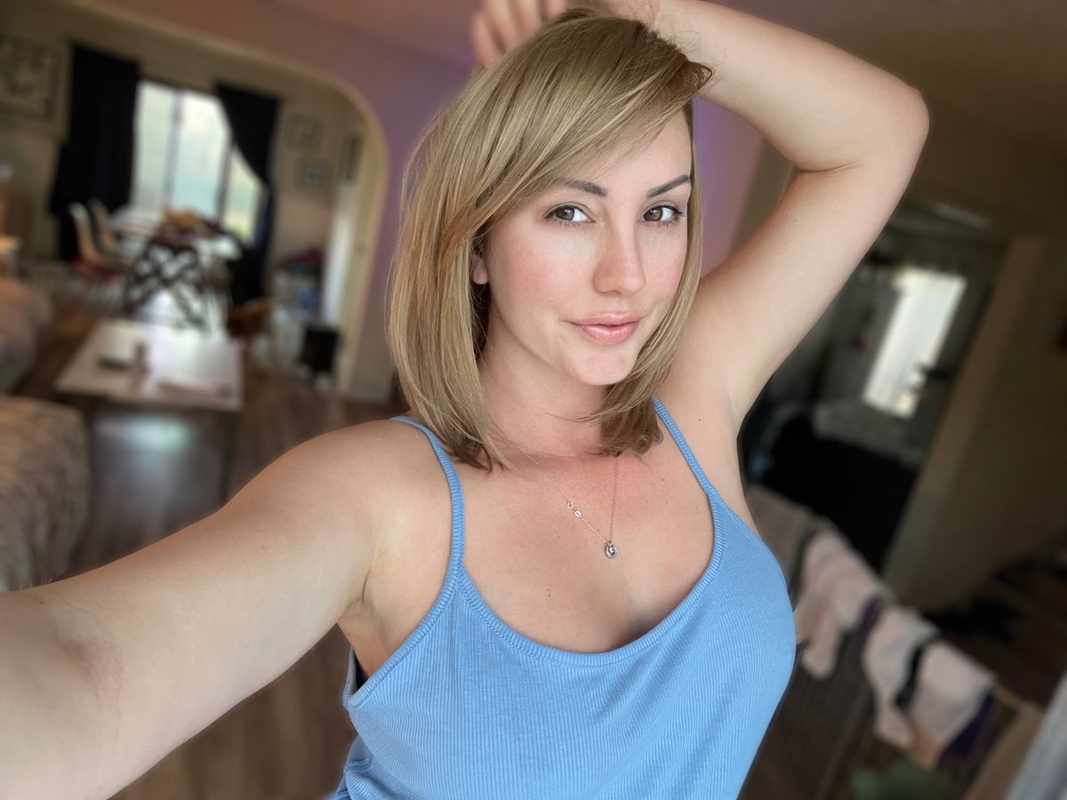 Brett Rossi on Twitter: "Feel like me again 🥰"