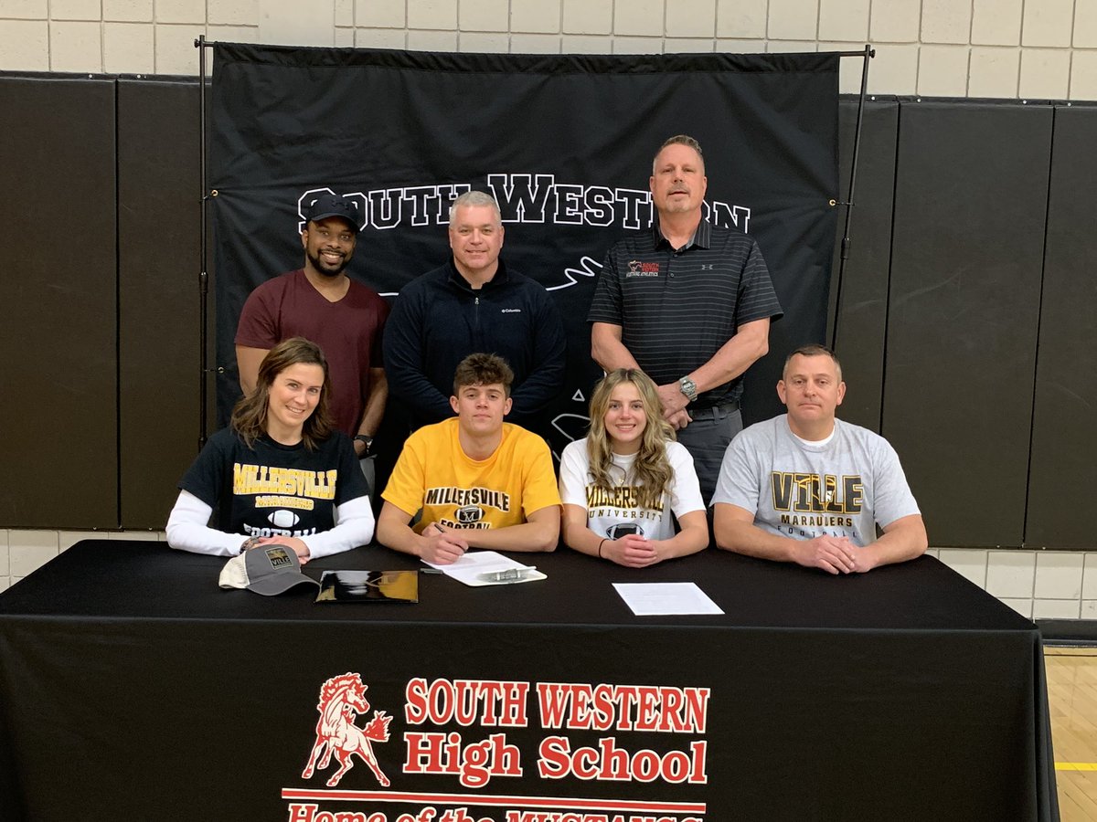 mustangs_swfb's tweet image. Congratulations Carson on signing you LOI today. @VILLEfb is getting a great player and young man. #swmustangsfootball