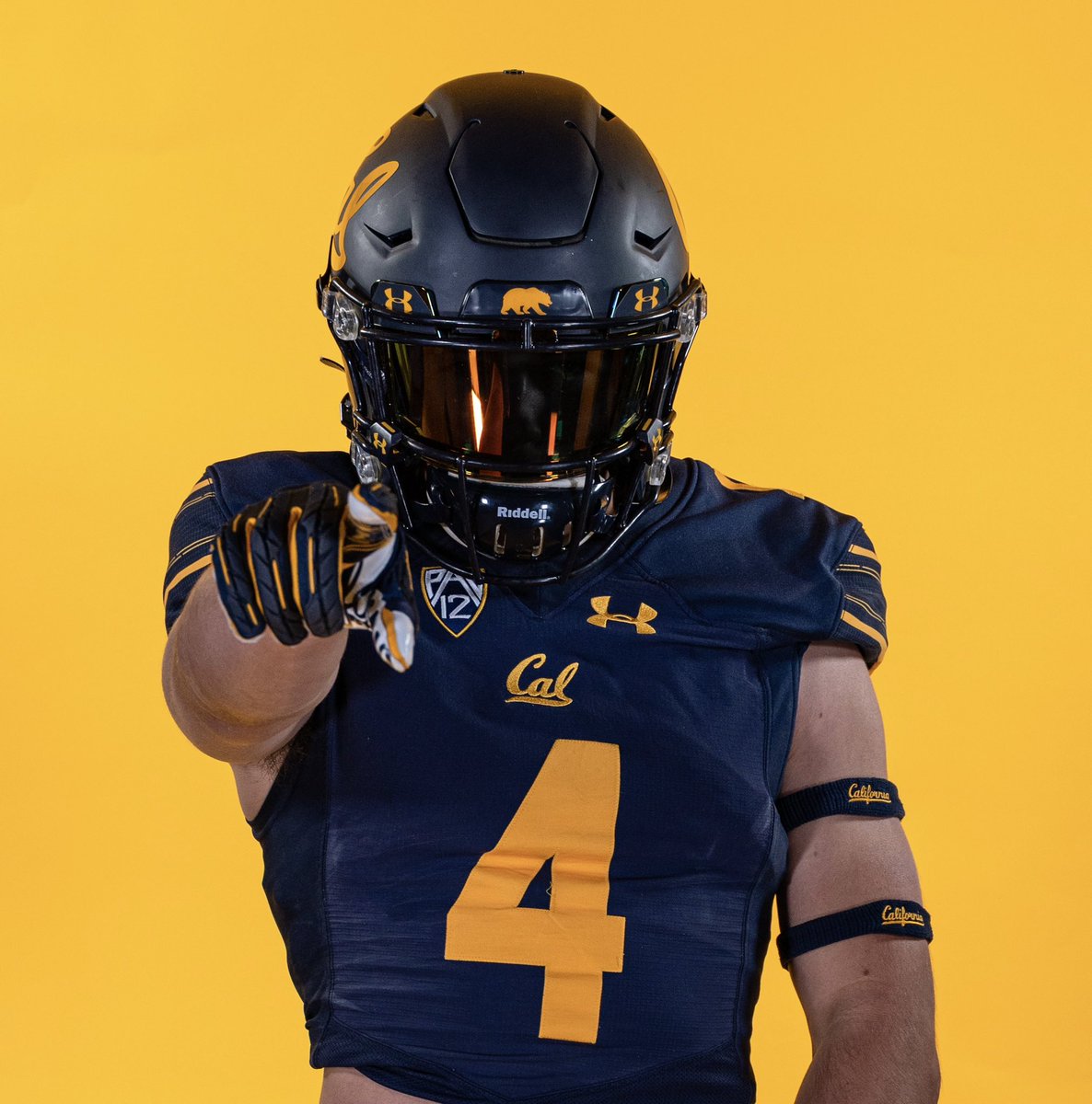 MylesReber's tweet photo. Officially signed with @CalFootball. wouldn't want to continue my football and academic career anywhere else. Thank you @CoachToler, coach Wilcox, and Andrew McGraw for believing in me and giving me such a great opportunity. Go bears🐻 https://t.co/Y0fJENLMMk