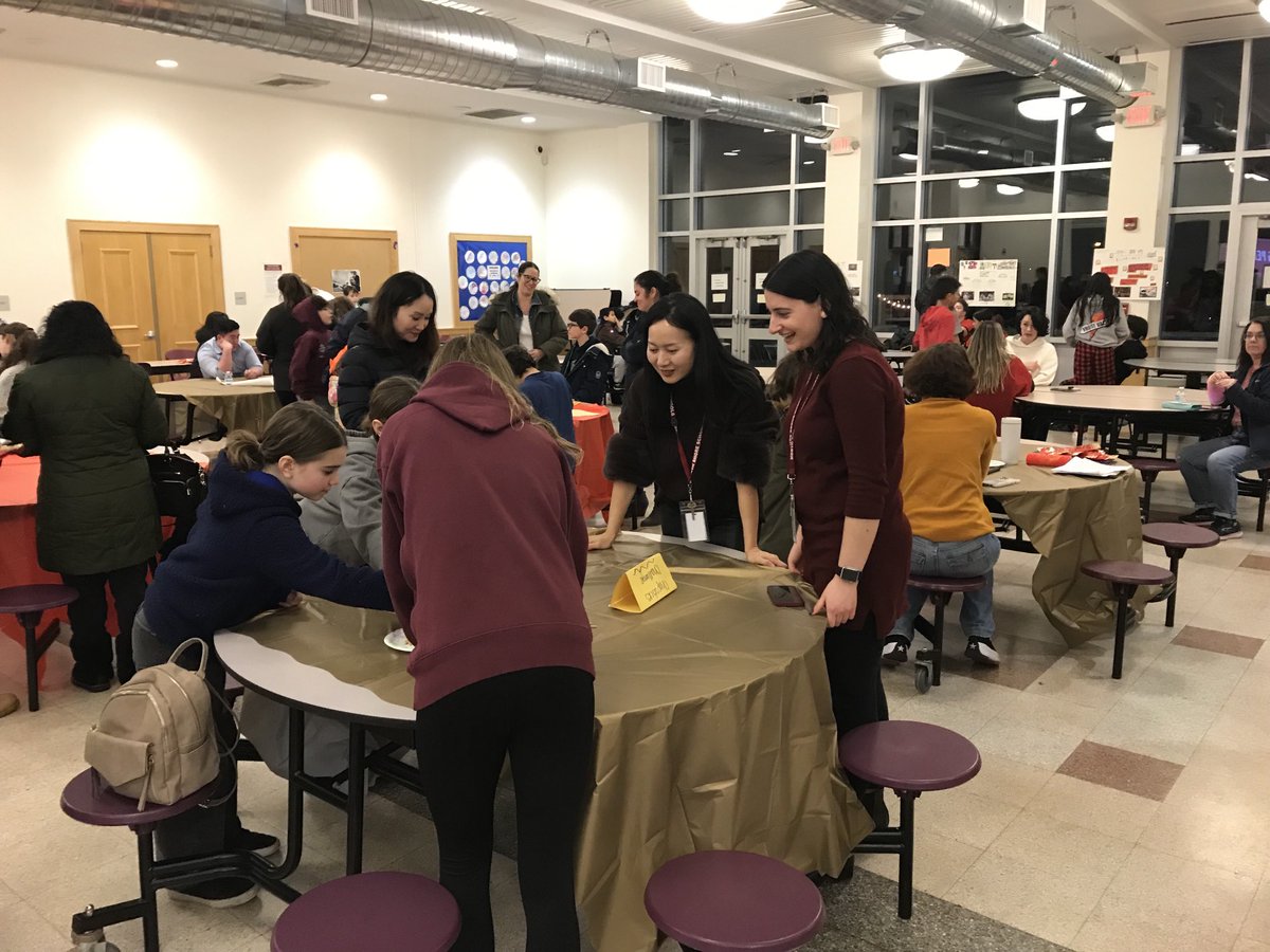 Carol Ann Smyth (@carolasmyth) on Twitter photo North Shore Middle School ~ Culture night in progress! #northshorejourney <a href="/drzublionis/">Chris Zublionis, Ed. D.</a> North Shore Middle School ~ Culture night in progress! #northshorejourney <a href="/drzublionis/">Chris Zublionis, Ed. D.</a>
