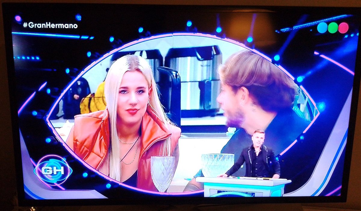 satsaidIAASA's tweet photo. #GranHermano #GH #GranHermano2022
@telefe 

Este contenido que estás disfrutando es realizado por trabajadores y trabajadoras de televisión que están luchando por su salario.
¡Apoyemos la lucha de lxs trabajadorxs de la televisión!

Dale RT 
#SatsaidEnLucha https://t.co/jyqGtu6VCJ