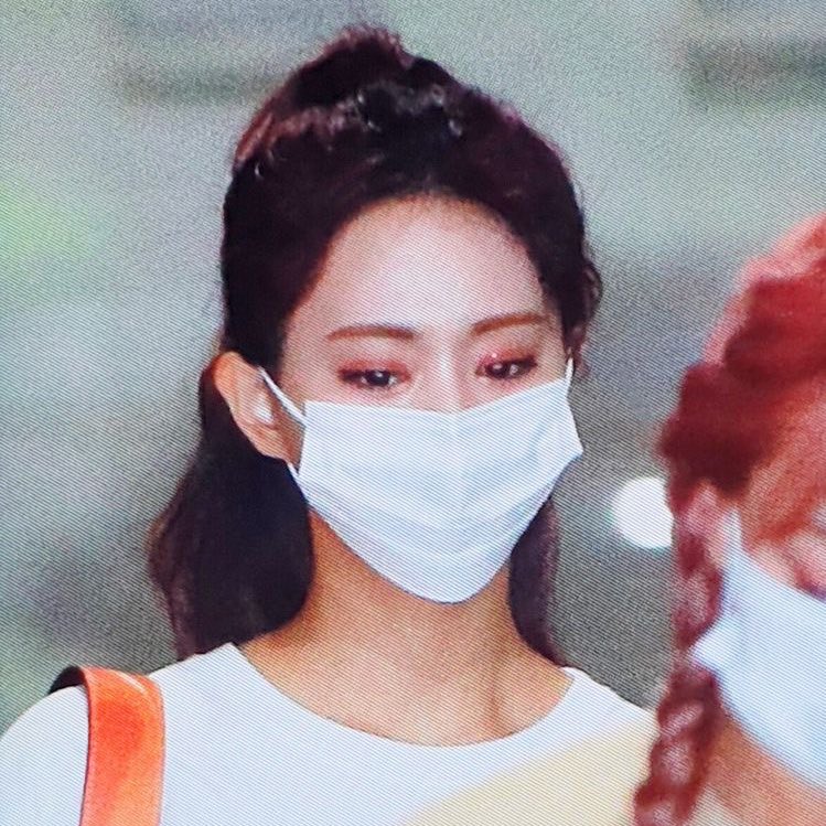 daily tzuyu smiling (@tzuyuthink) on Twitter photo 