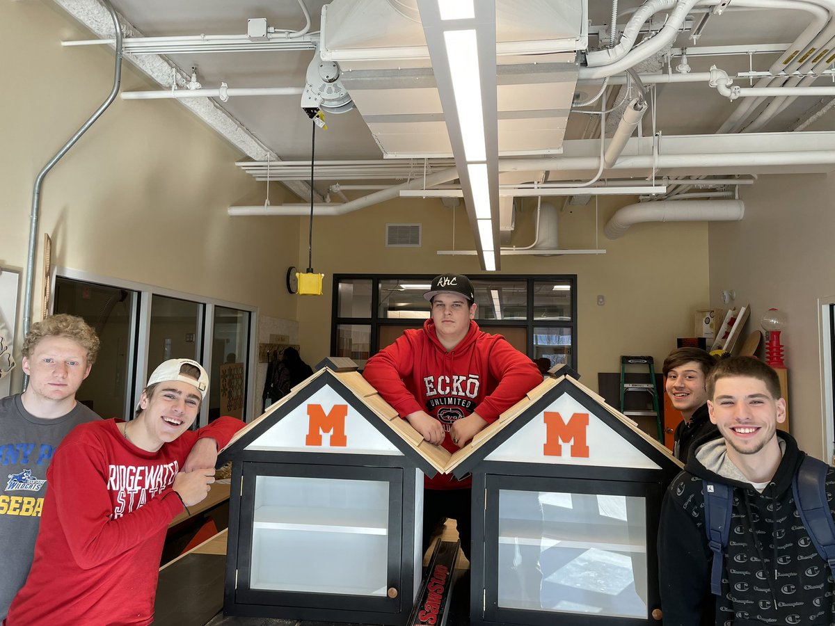 MiLABmiddleboro's tweet photo. Book share houses completed in the MiLAB. This project was made possible by the Middleborough Rotary Club! Thanks for the support. #middleboroma #community #engagement https://t.co/pqu1kCZrud