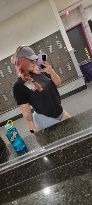 I may or may not have made a free page 😲 https://t.co/r4Z9phH3Ym<a href="/tag/newprofilepic"class="tags"><span>#newprofilepic</span></a>