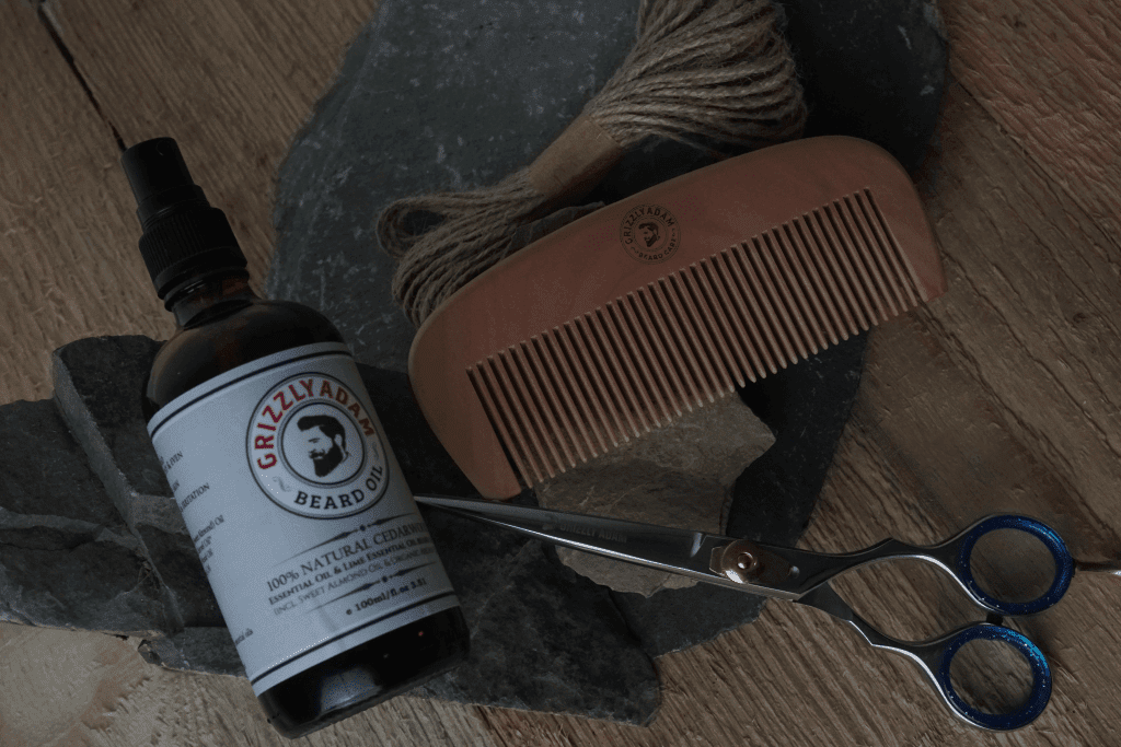 grizzlyadamuk's tweet image. Beard Grooming Kits - Master Your Beard Grooming Routine - Grizzly Adam buff.ly/3Y4SGoi
#beards #beardstyle #beardsmen