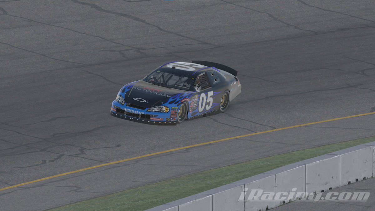 LLR0519's tweet image. Casey will try and not wreck at Phoenix.  Wiah him luck. @PretendRacing