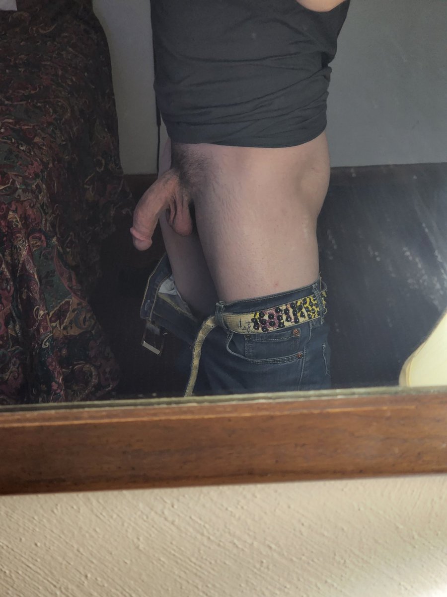 ToothpickSam69 tweet picture