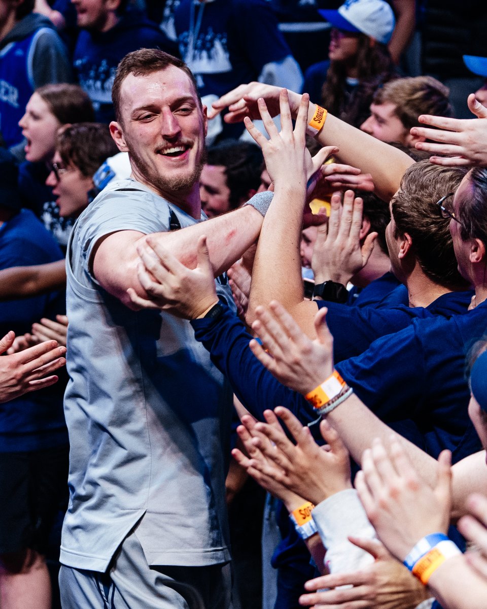 XavierMBB's tweet photo. Extra basketball and a W makes for a good Wednesday night 🙌

#LetsGoX https://t.co/zBXWXWuGzV