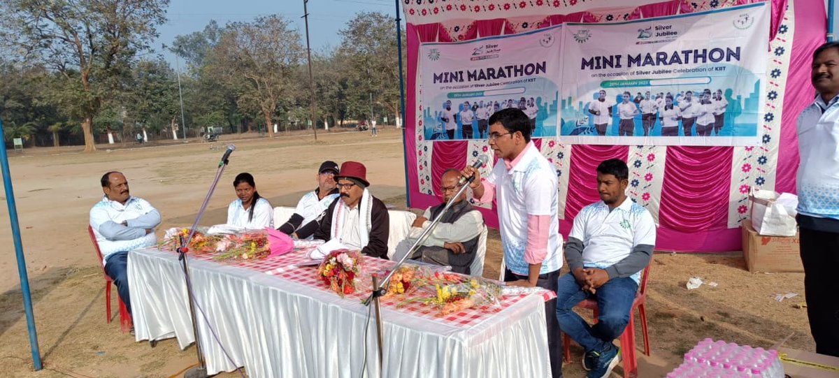 rdtudu's tweet photo. Pleasure to be part of #MiniMaraton held at #Rourkela for #KIITat25 #SilverJjubilee. #KISS #EducationForAll
#feelingproud
#AlmaMatters
Thank you @achyuta_samanta
Sir
Thank you @KIITUniversity @kissfoundation https://t.co/zvJJCuWPXR
