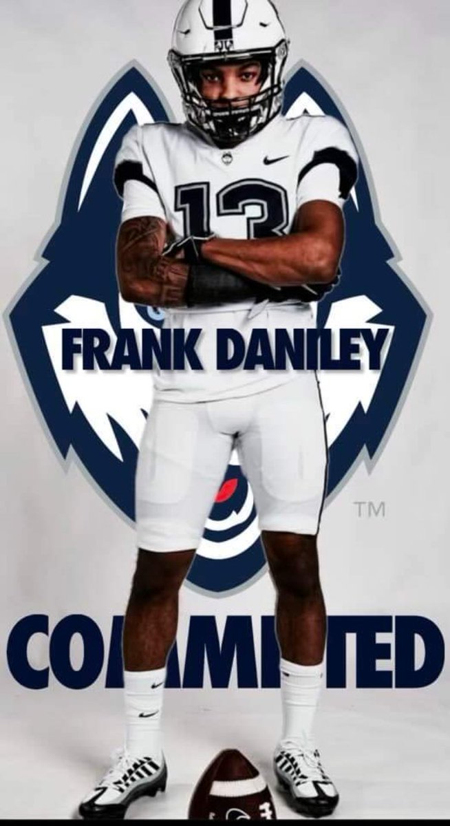 Linda Boogs Mom (@momboogs) on Twitter photo One of our <a href="/NewHavenHeatFam/">NewHavenHeatFamily</a> alumni Frank "Yank" Daniley traded in the 🏀 for a 🏈 and has committed to play for UCONN!! We are so proud of him and wish him much success! Congrats Frank we are so happy!!!💪🏽🏈🔥❤🖤 #heatfamalumni #UConn #football One of our <a href="/NewHavenHeatFam/">NewHavenHeatFamily</a> alumni Frank "Yank" Daniley traded in the 🏀 for a 🏈 and has committed to play for UCONN!! We are so proud of him and wish him much success! Congrats Frank we are so happy!!!💪🏽🏈🔥❤🖤 #heatfamalumni #UConn #football