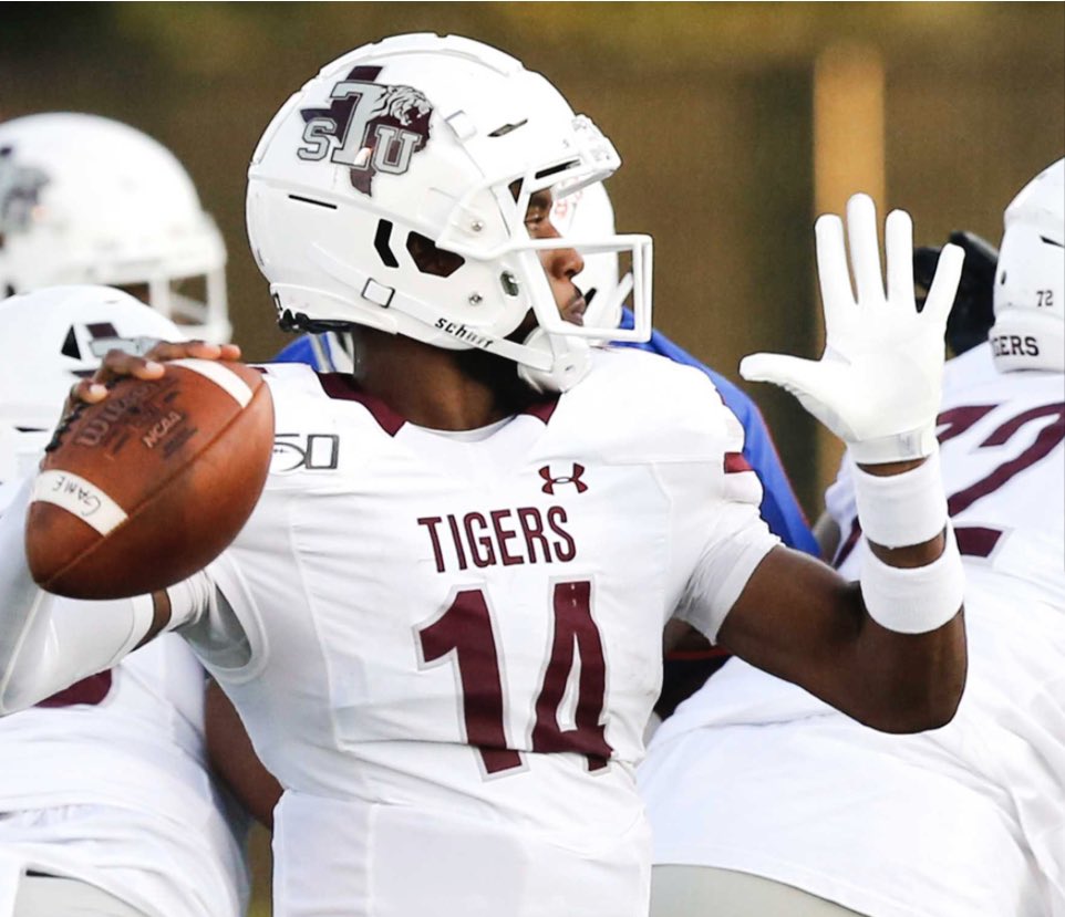 After a great discussion with @Coach_JW3 , I am blessed to receive my first D1 PWO from Texas Southern University @TSUFootball #TheSauceU 
@LakeBraddockFB @iCoachMurph @qbscoach @mdoc376 @GSD_CULLEN @ChoppinTheField @FST_CoachNowell @hunnitbill @l_stephensjr