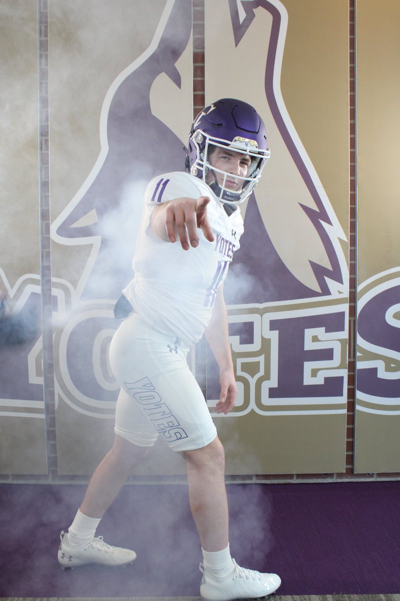 Had a great visit this past weekend at The College of Idaho! I’m blessed to say after a great talk with Coach Moroski and @coachB_Taylor that I have received an offer to continue my academic and athletic career at The College of Idaho! @1CAGaines @YotesFootball @LHSBengalsFB