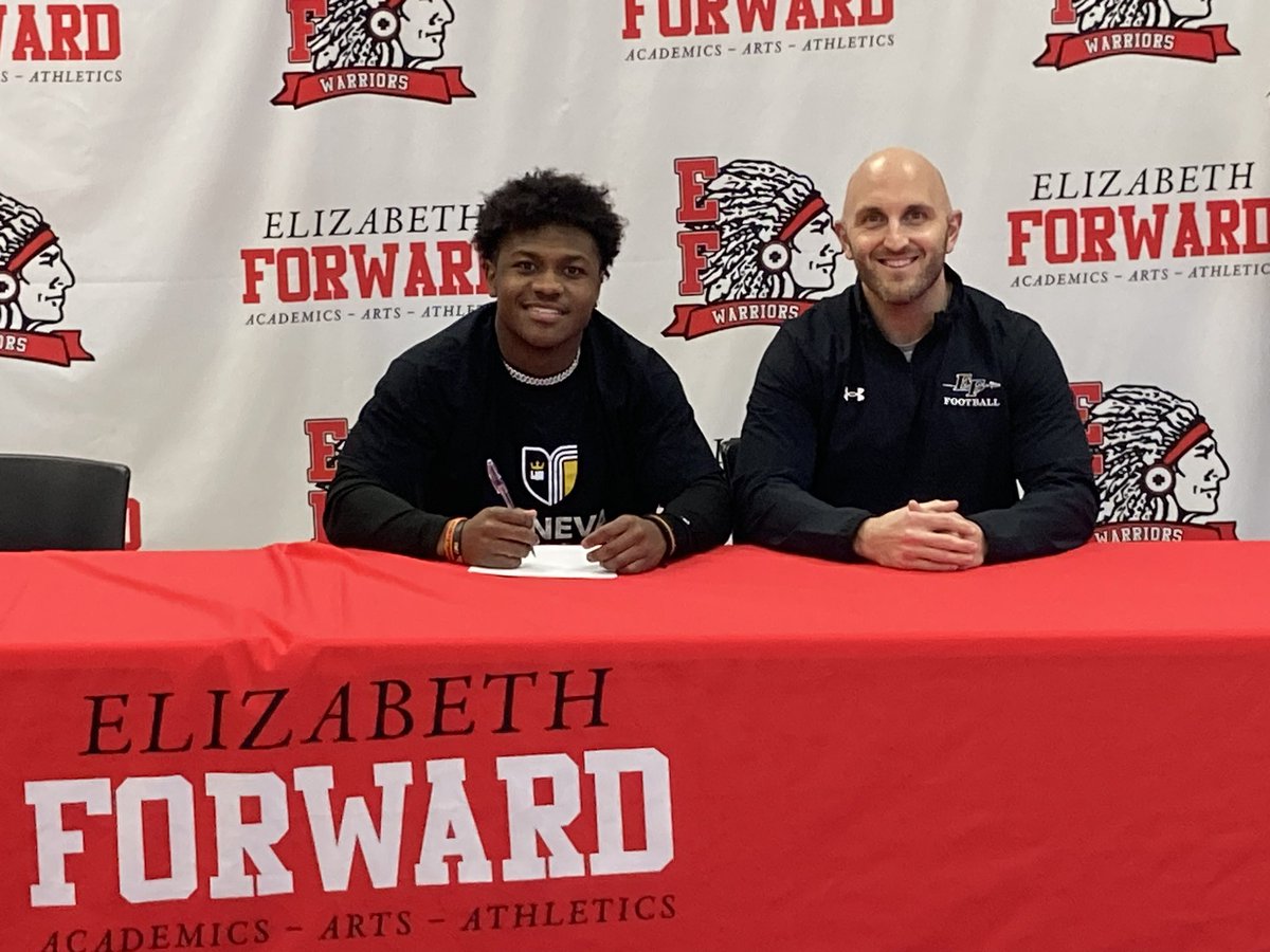 Congratulations to <a href="/BoydZach1/">Zach Boyd</a> <a href="/imkelz11/">Keilly Rush</a> <a href="/JohnDinapoli02/">John DiNapoli🦍</a> @Jordan04128970 for signing today. Good luck! I could not be more proud of these guys.