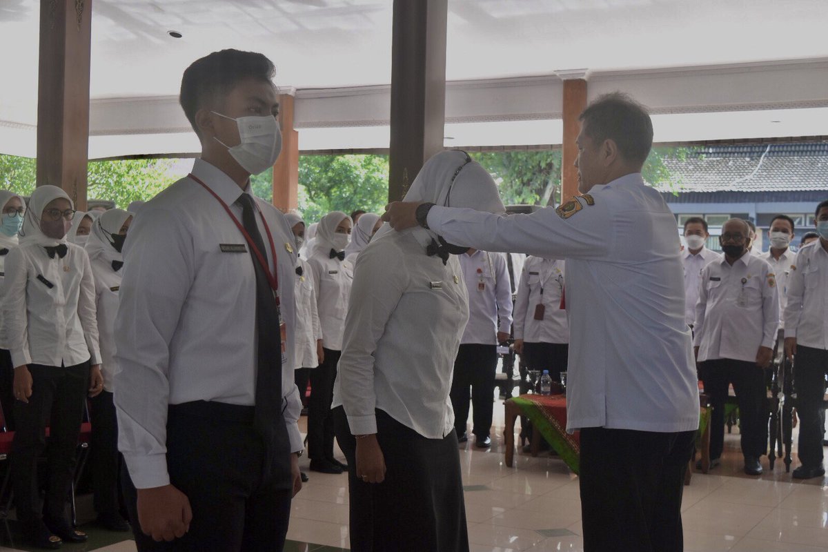 bkpsdmwonogiri's tweet photo. Pembukaan Latsar CPNS Golongan II dan III Pemkab Kabupaten Wonogiri Pola Kerjasama dengan BPSDMD Provinsi Jawa Tengah Tahun 2023
@bpsdmdjtg 
@ganjarpranowo 
@PemprovJatengID 
@mBangunWonogiri 
#latsar2023
#mbangunwonogiri
#jokosutopo
#masjeke
#gonyawiji https://t.co/aRNj6ZRXj8