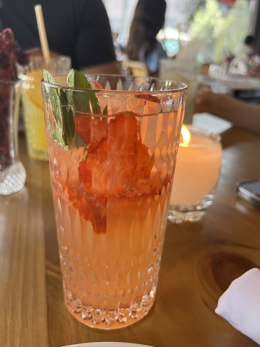 Gabyralon's tweet image. Trabajo le dicen 🥰🤤🤩🫶🏻 #Filemón