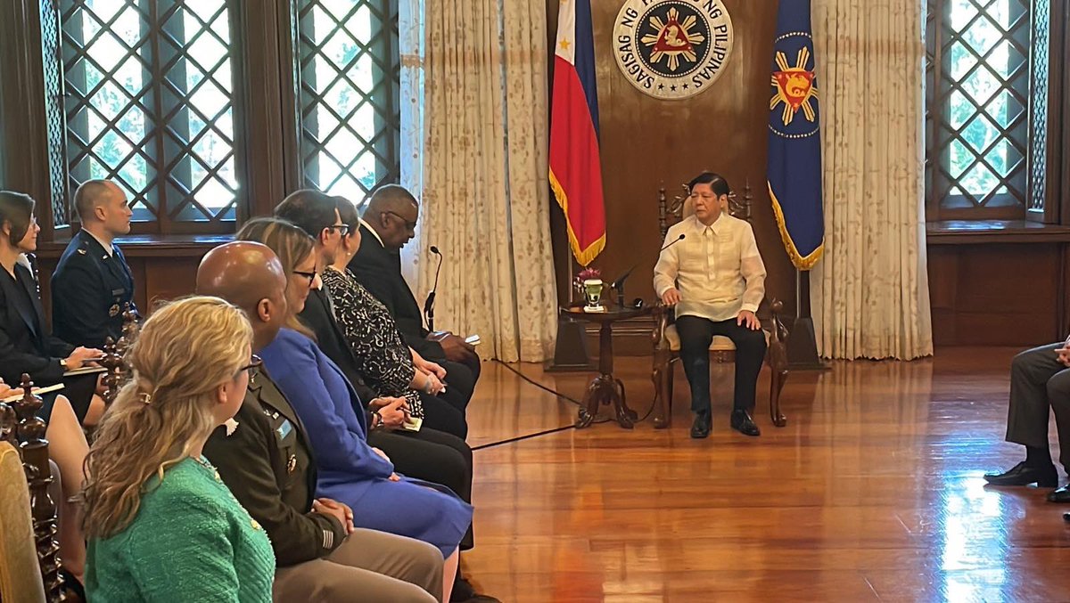 rappler-on-twitter-philippine-and-us-officials-meet-in-malacanang