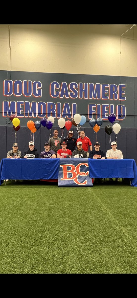 DMVProspectsBSB's tweet photo. Nice evening spending time and celebrating our ‘23s on #NSD. Thanks to @BCCBaseballMD, our coaches and parents for everything they have done for the players through the years to help these guys realize their dreams of playing at the next level. Great group of young men! 🧵 https://t.co/ABfu81mS0U