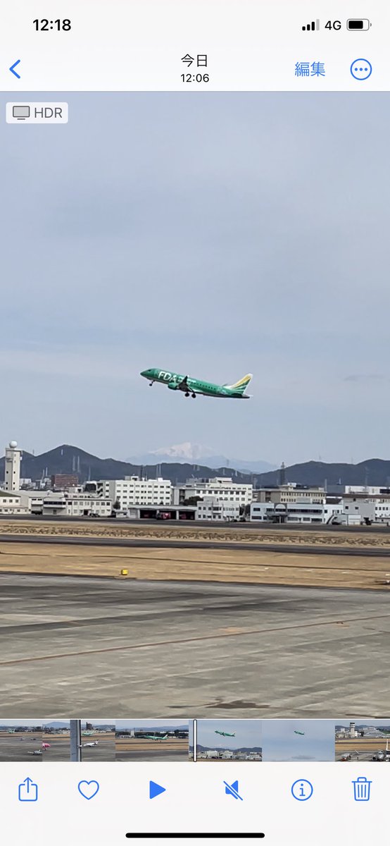 AirportNgy's tweet photo. These aircrafts of FDA and Mt. Ontake seen from Nagoya Airport❗️FDAの飛行機と、名古屋空港から見られる御嶽山❗️2/2 2023
#nagoyaairport #名古屋空港 #mtontake #御嶽山 https://t.co/IIGOq2nu8B