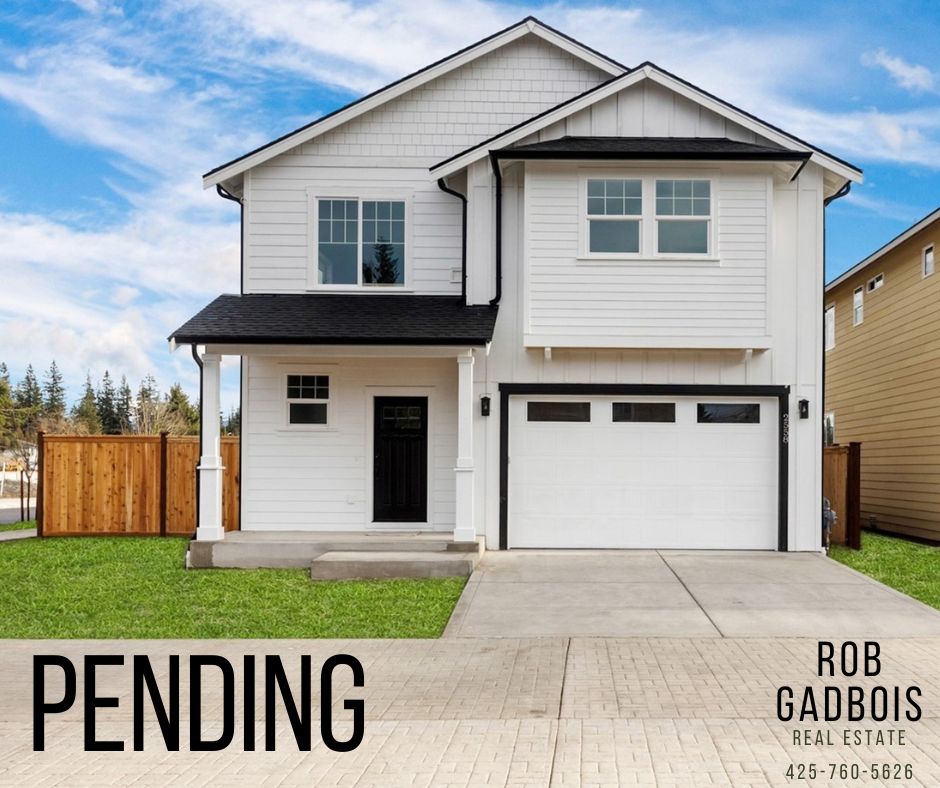 Congrats to my buyers!

#robgadbois #robgadboisrealestate 
#pugetsoundrealtor #remaxagent
#firsttimehomebuyer #snohomishcountyrealtor 
#marysvillehomes #pending 
#marysvillewa #marysvillerealestate
#remaxchairmansclub