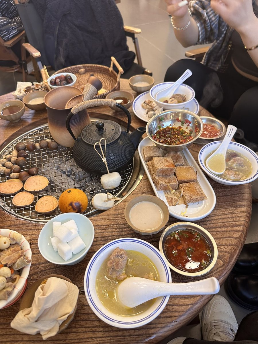 hanth22's tweet image. Drink a bowl of stomach-warming soup in the morning