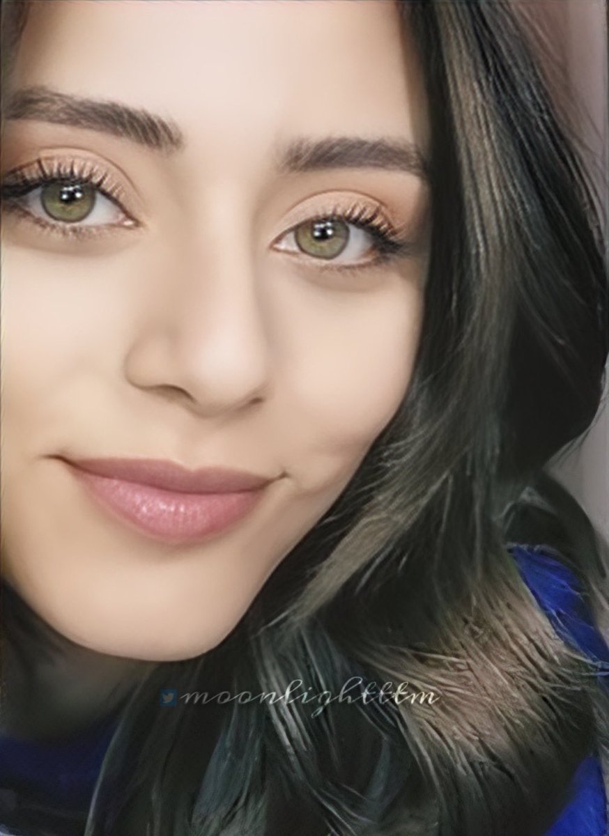 Quanto mais tentam apagá-la, mais ela brilha 
#SılaTürkoğlu 
#KızılcıkŞerbeti