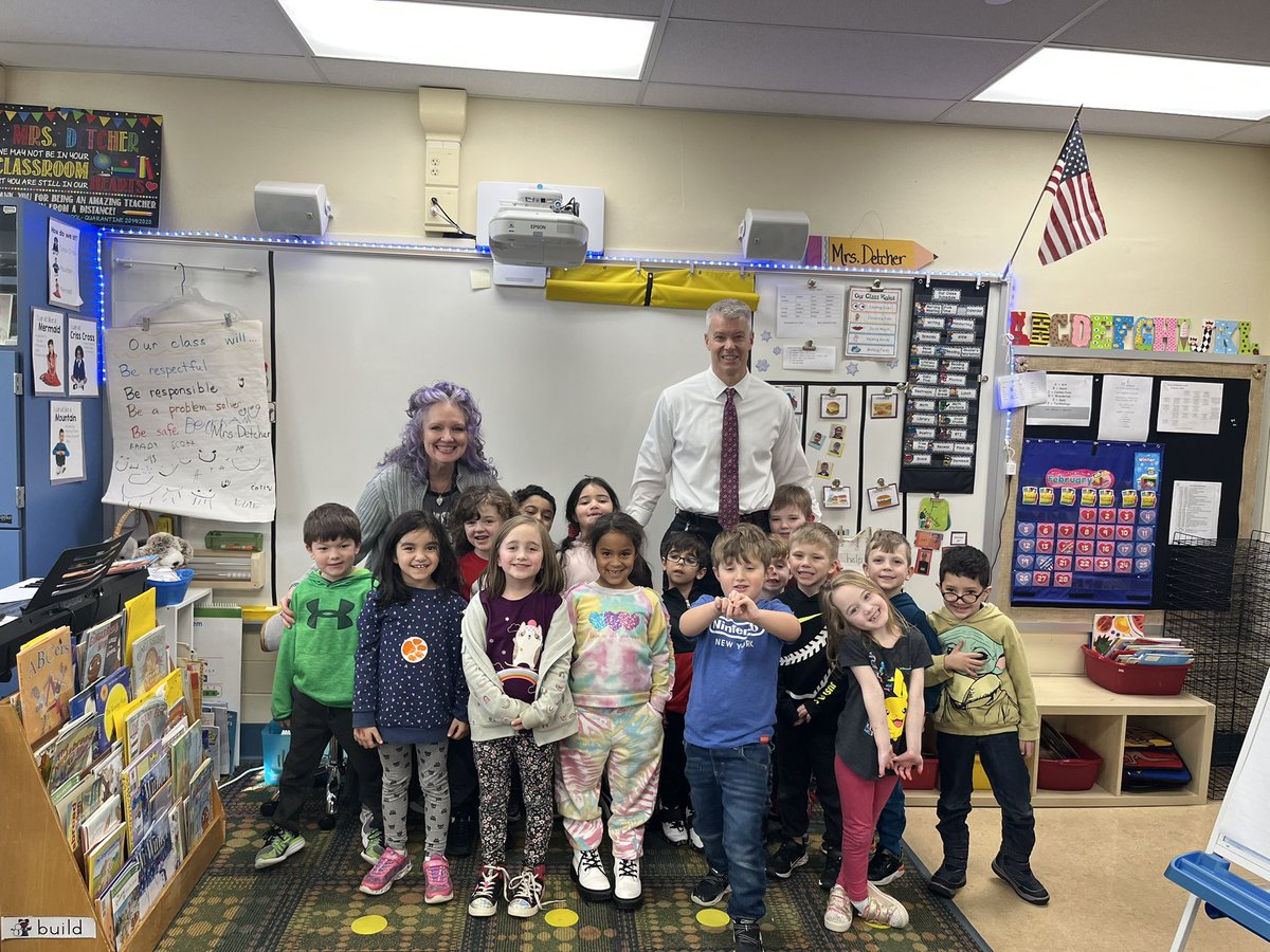 Robb Vogelmann (@lakotavman) on Twitter photo <a href="/LakotaDistrict/">LakotaLocalSchools</a> <a href="/LakotaDPC/">Lakota District Parent Council</a> I enjoyed the Q&A time with <a href="/LakotaDPC/">Lakota District Parent Council</a> ambassadors, but not as much as I did later on at <a href="/LibertyECS/">Liberty ECS Leopards</a> in <a href="/AbbyDetcher/">Abigail Detcher</a> KG class. After we read “Cat in the Hat” I was asked “How did you get so long?” and told “You are my new favorite Super Hero”. Then I flew back to CO. <a href="/LakotaDistrict/">LakotaLocalSchools</a> <a href="/LakotaDPC/">Lakota District Parent Council</a> I enjoyed the Q&A time with <a href="/LakotaDPC/">Lakota District Parent Council</a> ambassadors, but not as much as I did later on at <a href="/LibertyECS/">Liberty ECS Leopards</a> in <a href="/AbbyDetcher/">Abigail Detcher</a> KG class. After we read “Cat in the Hat” I was asked “How did you get so long?” and told “You are my new favorite Super Hero”. Then I flew back to CO.