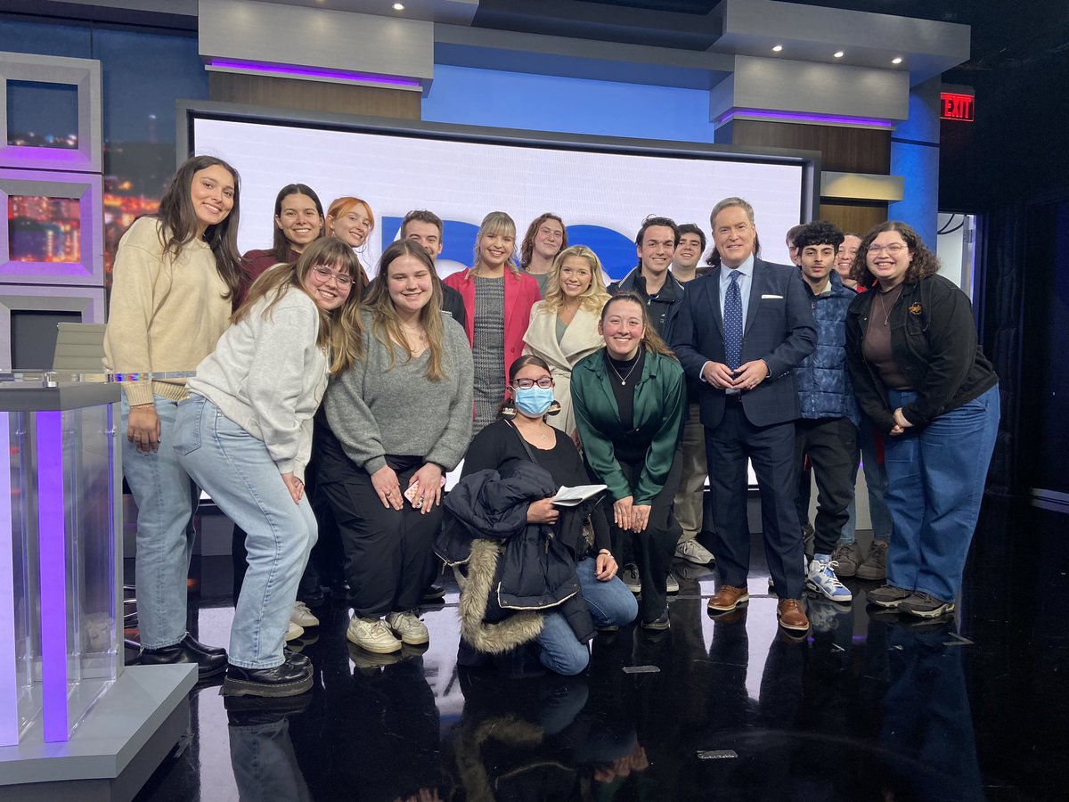 ChrisFlanaganTV's tweet photo. Great to have @CatholicUniv broadcast News students in studio tonight!
@DCNewsNow https://t.co/zInxOkBT8J
