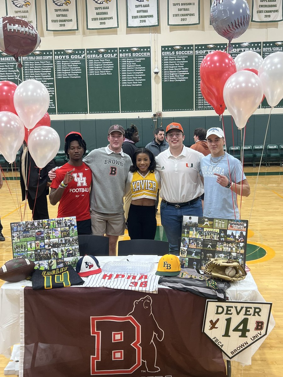 FBCAathletics's tweet photo. MAKING IT OFFICIAL!!!
It’s A Wrap….we had 5 that signed today. Congratulations 
@BradyDever1 @TheBryanDomino @BraylonGardoni @vargaslucas53 and Nina Singleton.
@FBEagles @fbheraldsports @HoustonChronHS @vypehouston https://t.co/nfZ5AXTnIV