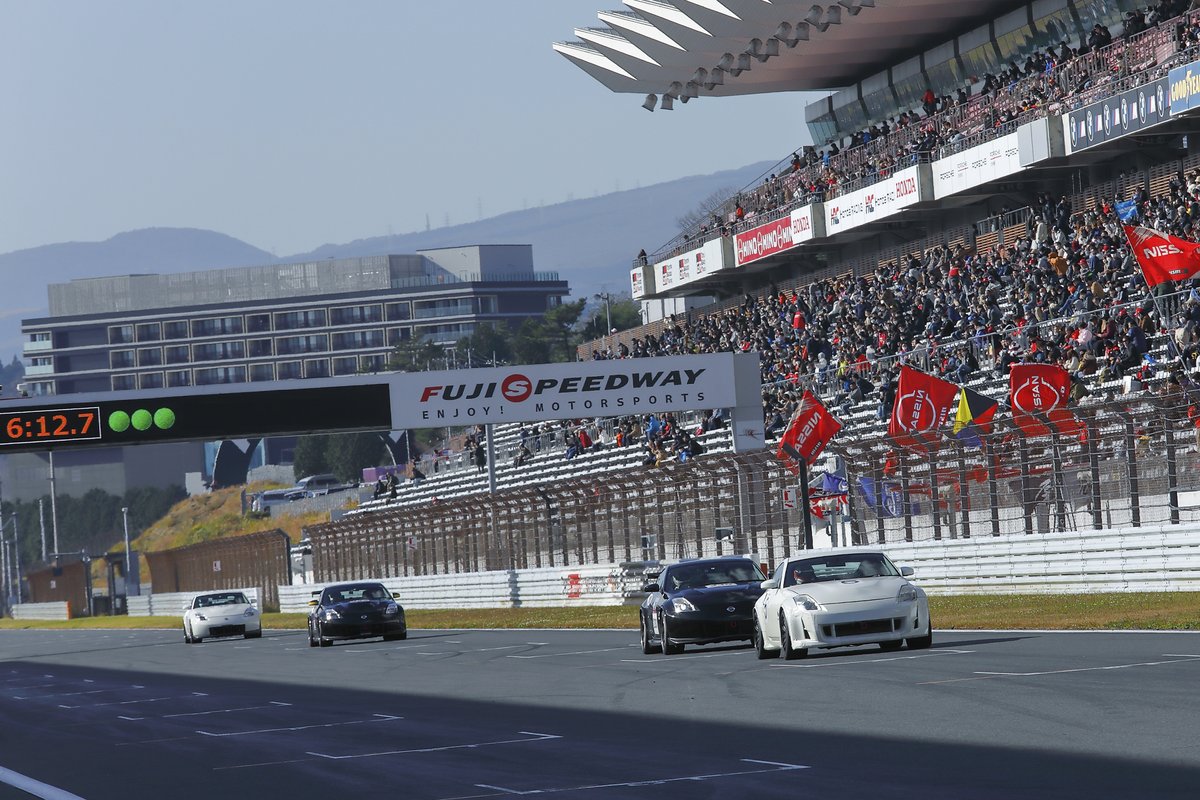NISMO_JP's tweet photo. 【大森ファクトリーブログ】
NISMO FESTIVAL Z-Challengeエキシビションレースのレポート💁
大森ファクトリーからは森田メカニックが参戦
ファンの皆さんの前でレースが出来て
楽しかったそうです‼️
▼詳細はこちら
https://t.co/79PazAO8wH
#大森ファクトリー
#NISMO
#NISMOfestival #ZChallenge https://t.co/4WULxxw1yd