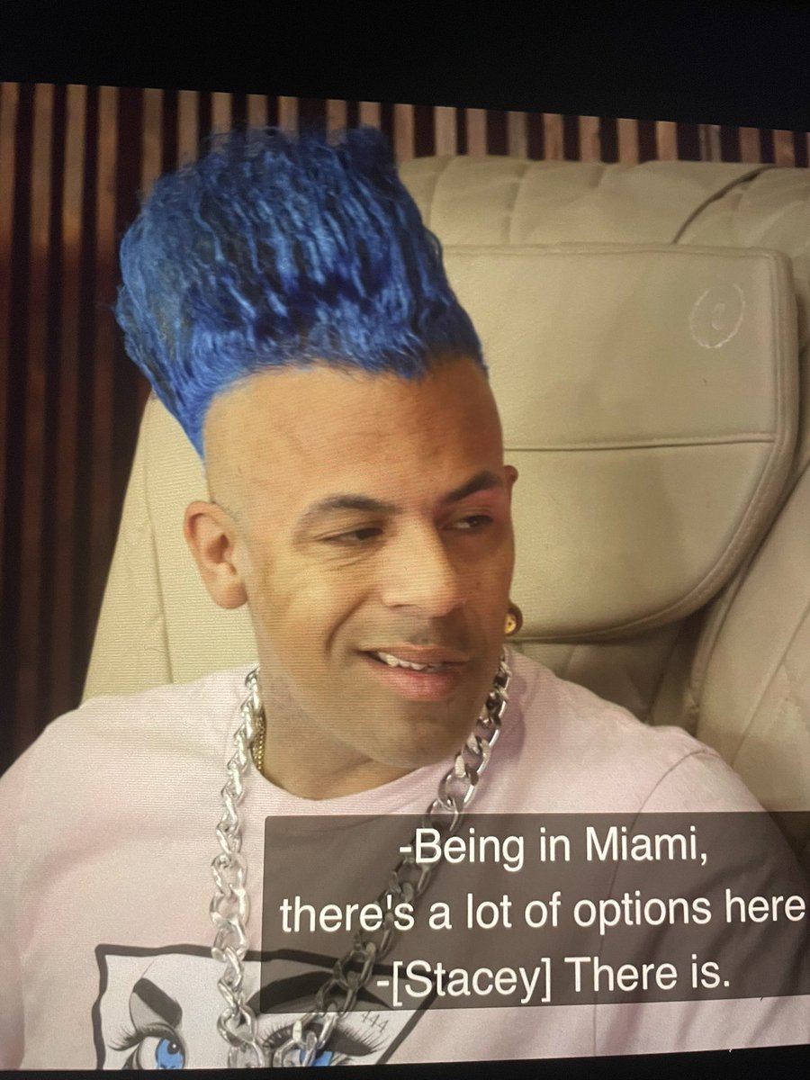 amazonprim8's tweet image. It’s giving Roger #DarceyAndStacey