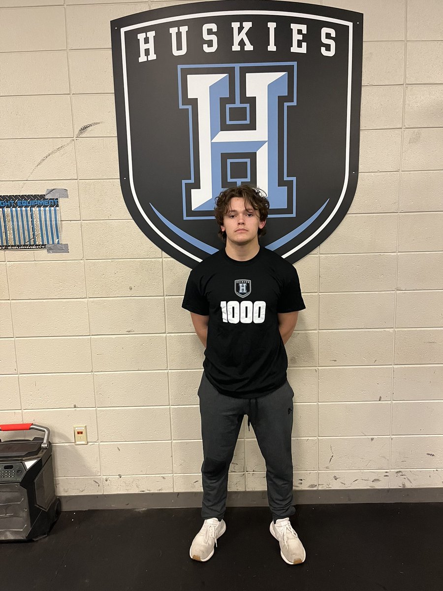HelenaSports's tweet photo. Proud of our two new 1000lb members this spring. Congrats to Jackson Smith and @connorguida_    @football_helena https://t.co/62HlBDAKyU