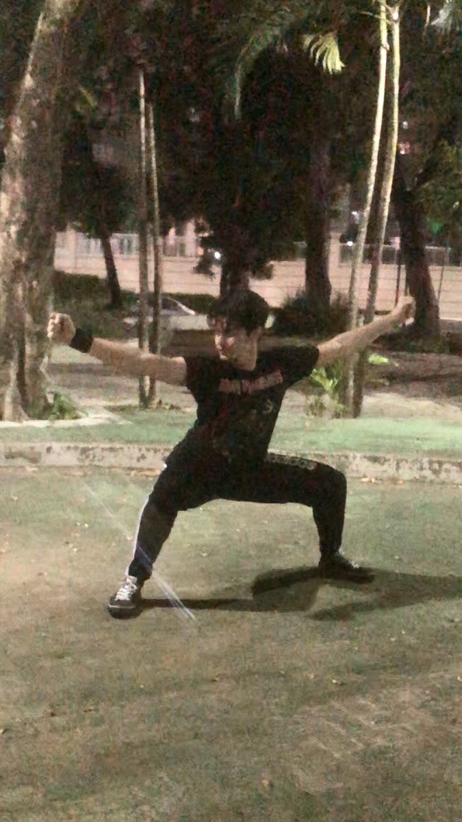 lukeoluke's tweet image. Vai ter kung fu aqui na TL, sim! Quem achar ruim vai lá no botãozin do UNFOLLOW ( a a follow i follow you)

Valeu, tamo junto é nois! Escorrega o prime, desce o like 🫡

#shaolinkungfu #northernshaolin #kungfuwushu