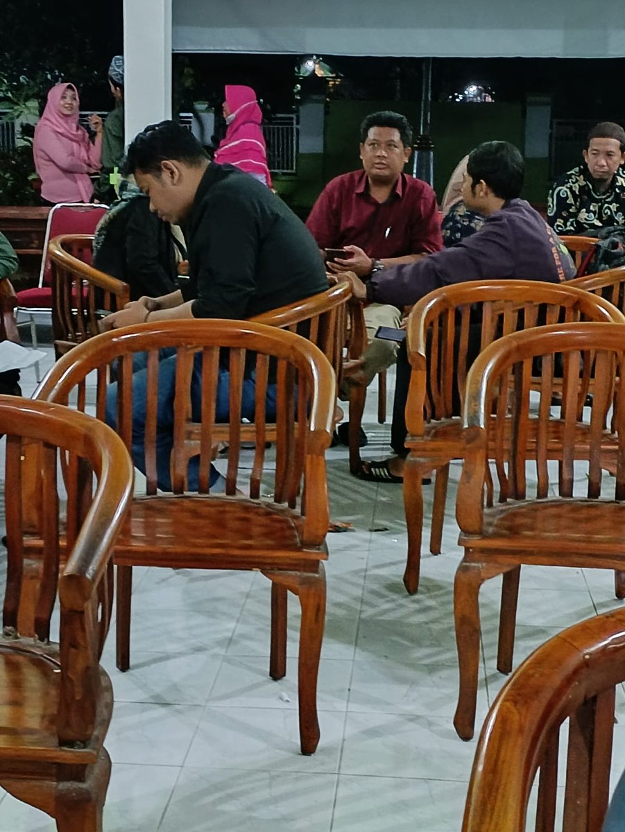 b4g1nd4's tweet photo. #HariBUMDesa
@jokowi 
@halimiskandarnu
@Kemendespdtt
@malik_haramain
@imansyukri
@taufikmadjid71
@yusradaridesa 
@azzameldzikrie 
@tppkemendes https://t.co/Hr3D37ZB70
