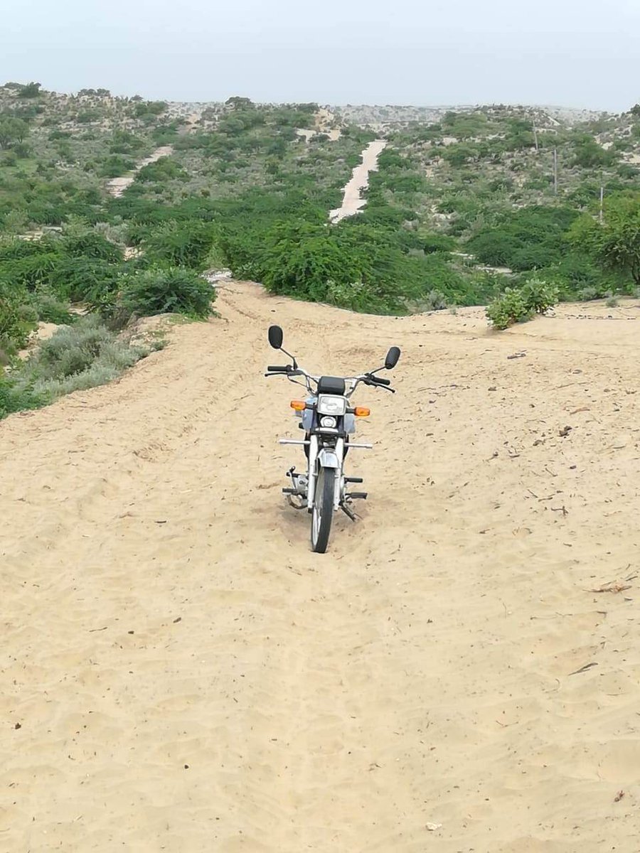Amirhussain_92's tweet photo. The work of Monitoring Assistants in the #SE&amp;LD is a true testament to dedication and commitment. 
"Visiting far-flung areas and facing personal threats, Monitoring Assistants of #DG(M&amp;E) perform their duties with sincerity.(1/1)
@AkbarLaghari5
@sardarshah1 https://t.co/S9BEp2HnYD