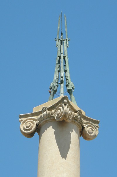 VWMASchools's tweet photo. On the corner of Brighton Road and Scholefield Road, Seacliff in South Australia stands the Brighton Cement Works War Memorial.

Read more here: https://t.co/sUDxN8dr64 https://t.co/vgIJ6bsGCY