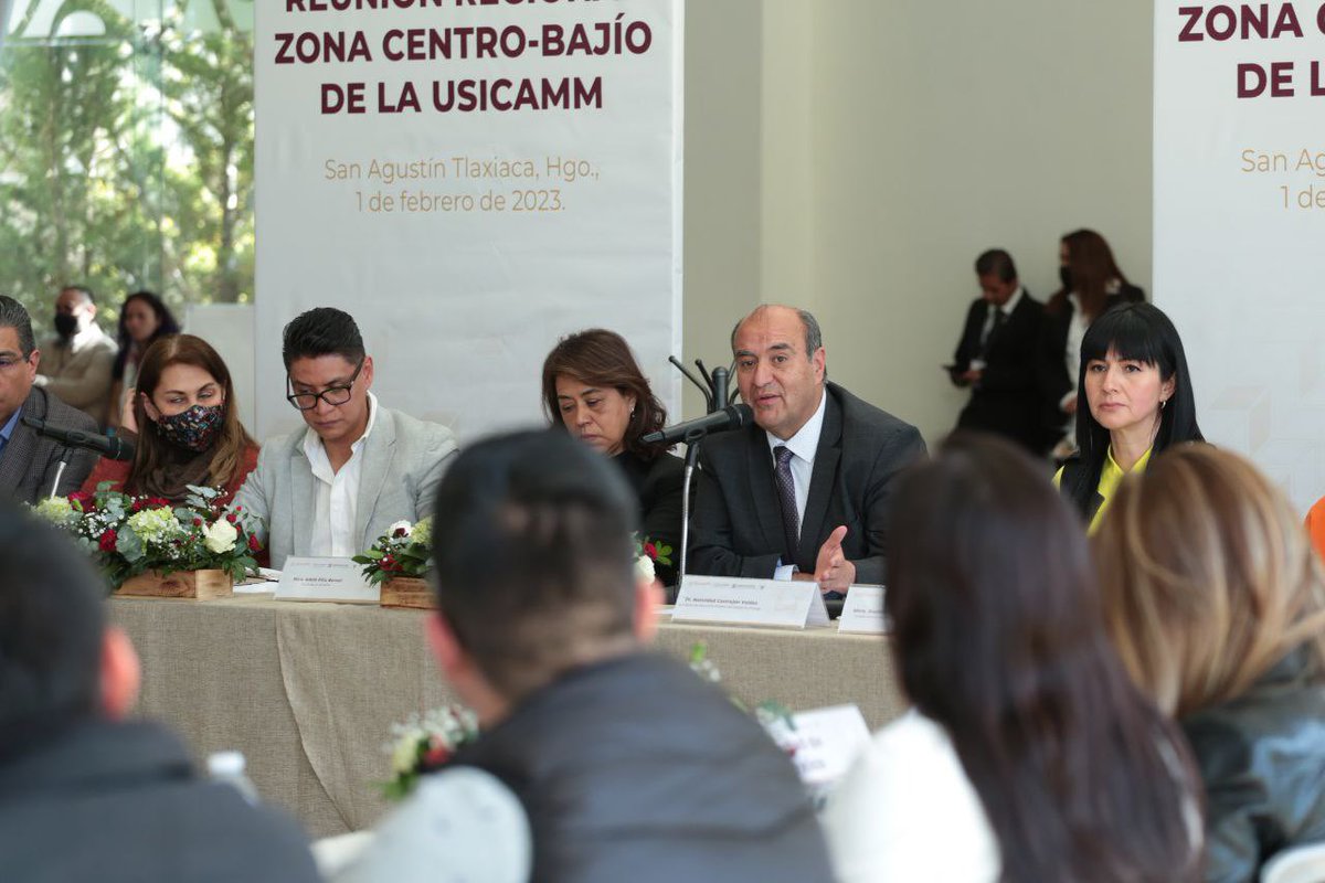 SEPHidalgo's tweet photo. El secretario @natycastrejonv compartió el saludo del gobernador @juliomenchaca_ en la Reunión Regional Zona Centro-Bajío de la @USICAMM_OFICIAL en donde destacó que en Hidalgo nos sumamos a la visión de la Nueva Escuela Mexicana y trabajamos para formar seres humanos integrales https://t.co/1xzC7Yo0mt