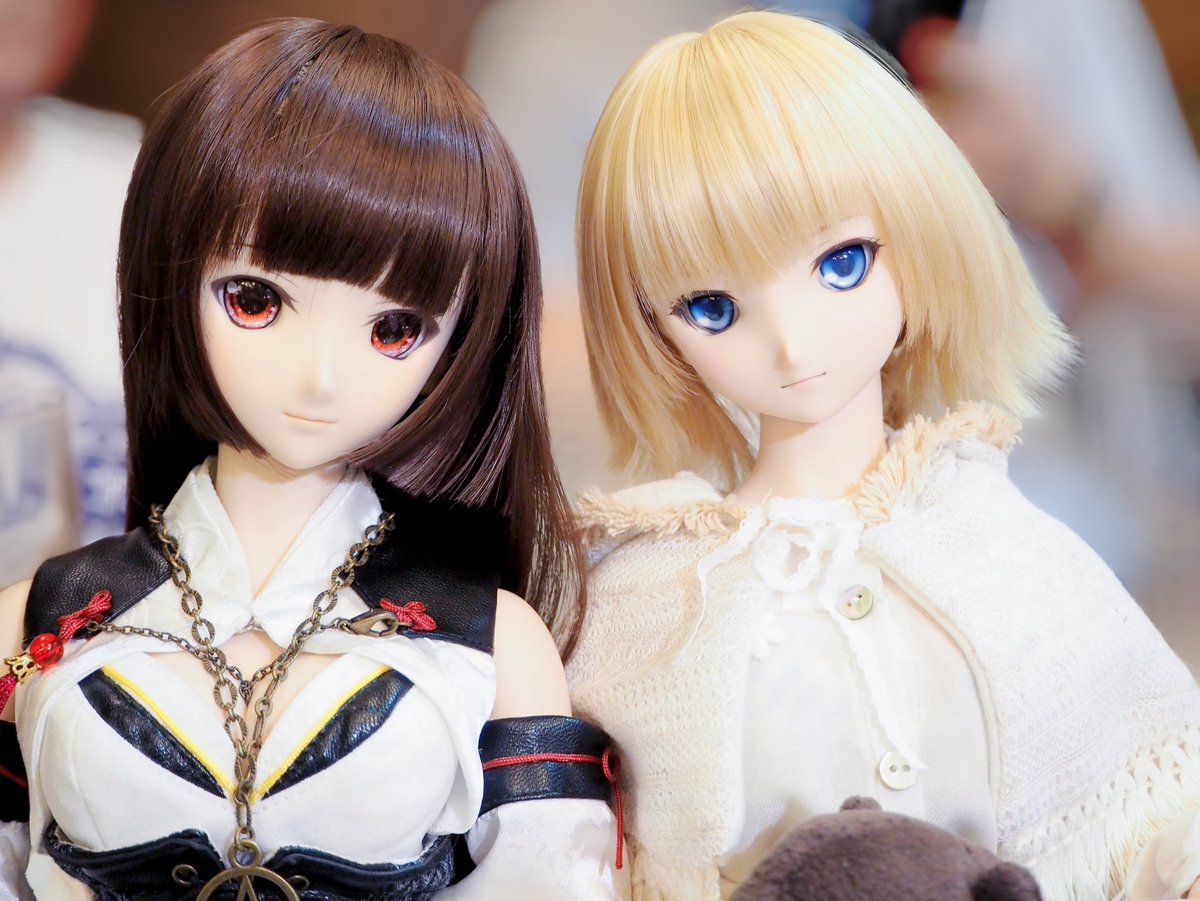 ShadowDesign6's tweet image. #深夜のドール撮影素敵文1440分1本勝負
2023.2/1分のお題【はしゃぐ】
過去/既出
姉妹の楽しい集まり✧٩(ˊωˋ*)و✧

#武装ドール 
#ShadowDesign 
#うちのこかわいい
#TLに深刻なお姉さん不足
#ドルフィードリーム