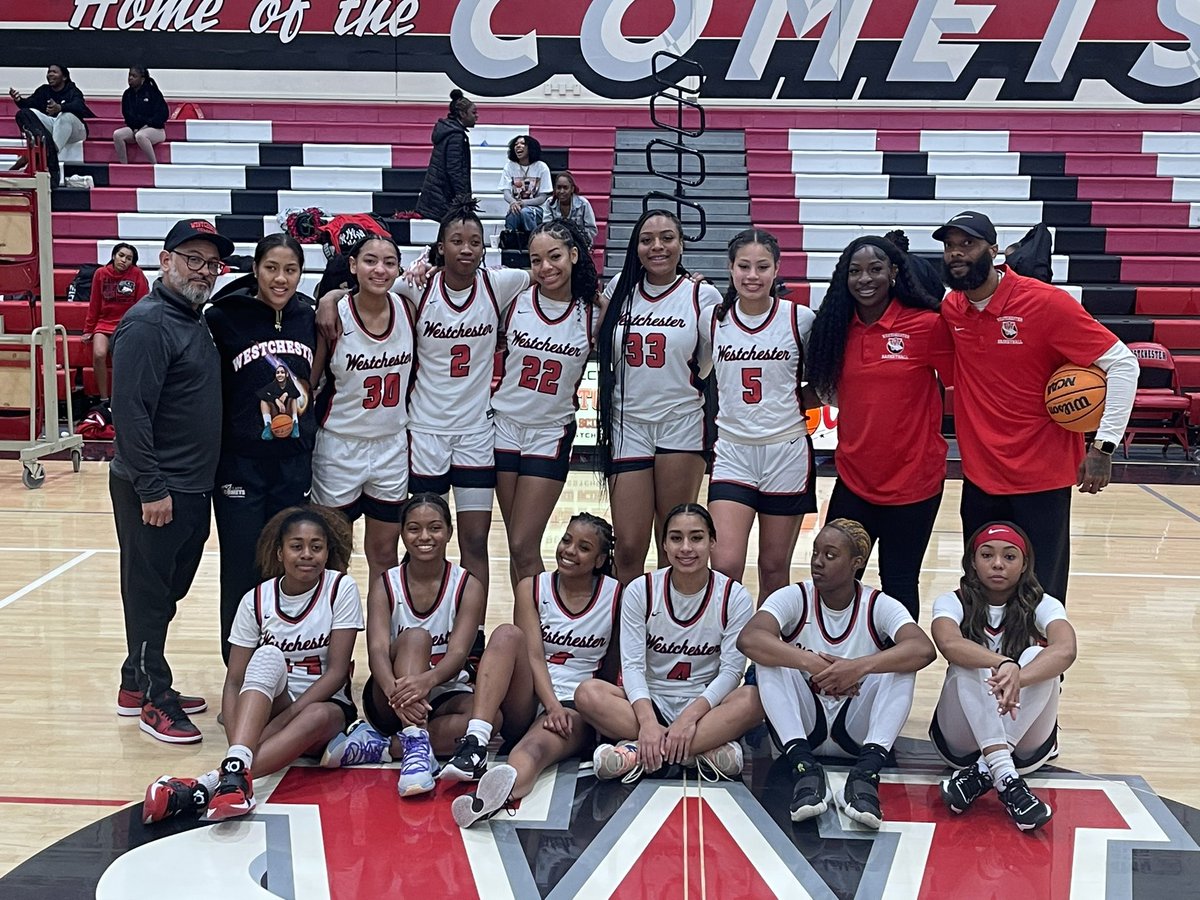 Westchester Girls Basketball (@westchestergbb) on Twitter photo Letâs call this Ladies on a mission tour. <a href="/WestchesterGBB/">Westchester Girls Basketball</a> did a lot of celebrating tonight, Senior Night,<a href="/Ronyae_Jackson/">Ronâyae</a> signed, and the âLady Cometsâ won the <a href="/CIFLACS/">CIF LA City Section</a> Western League (26-1)(12-0) <a href="/breezepreps/">Breeze Varsity</a> <a href="/SBLiveCA/">California High School On SI</a> <a href="/latimessports/">L.A. Times Sports</a> <a href="/LanceSmithTPC/">Lance Smith</a> <a href="/Amandtastic/">Amanda Scurlock</a> What a Day! Letâs call this Ladies on a mission tour. <a href="/WestchesterGBB/">Westchester Girls Basketball</a> did a lot of celebrating tonight, Senior Night,<a href="/Ronyae_Jackson/">Ronâyae</a> signed, and the âLady Cometsâ won the <a href="/CIFLACS/">CIF LA City Section</a> Western League (26-1)(12-0) <a href="/breezepreps/">Breeze Varsity</a> <a href="/SBLiveCA/">California High School On SI</a> <a href="/latimessports/">L.A. Times Sports</a> <a href="/LanceSmithTPC/">Lance Smith</a> <a href="/Amandtastic/">Amanda Scurlock</a> What a Day!