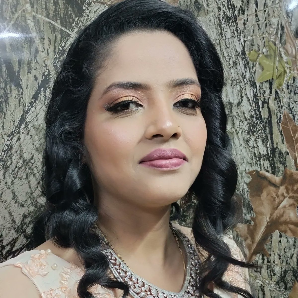 MamtaKh77842436's tweet image. Party makeup &amp;amp; Hairstyles look.....party look
Makeup &amp;amp; hair @muamamtakhanna 

#partylook #partymakeup #partymakeuplook #partylook #partymakeup#partymakeuplook #mamtakhanna #royalsparshstudio #makeup #hairstyles