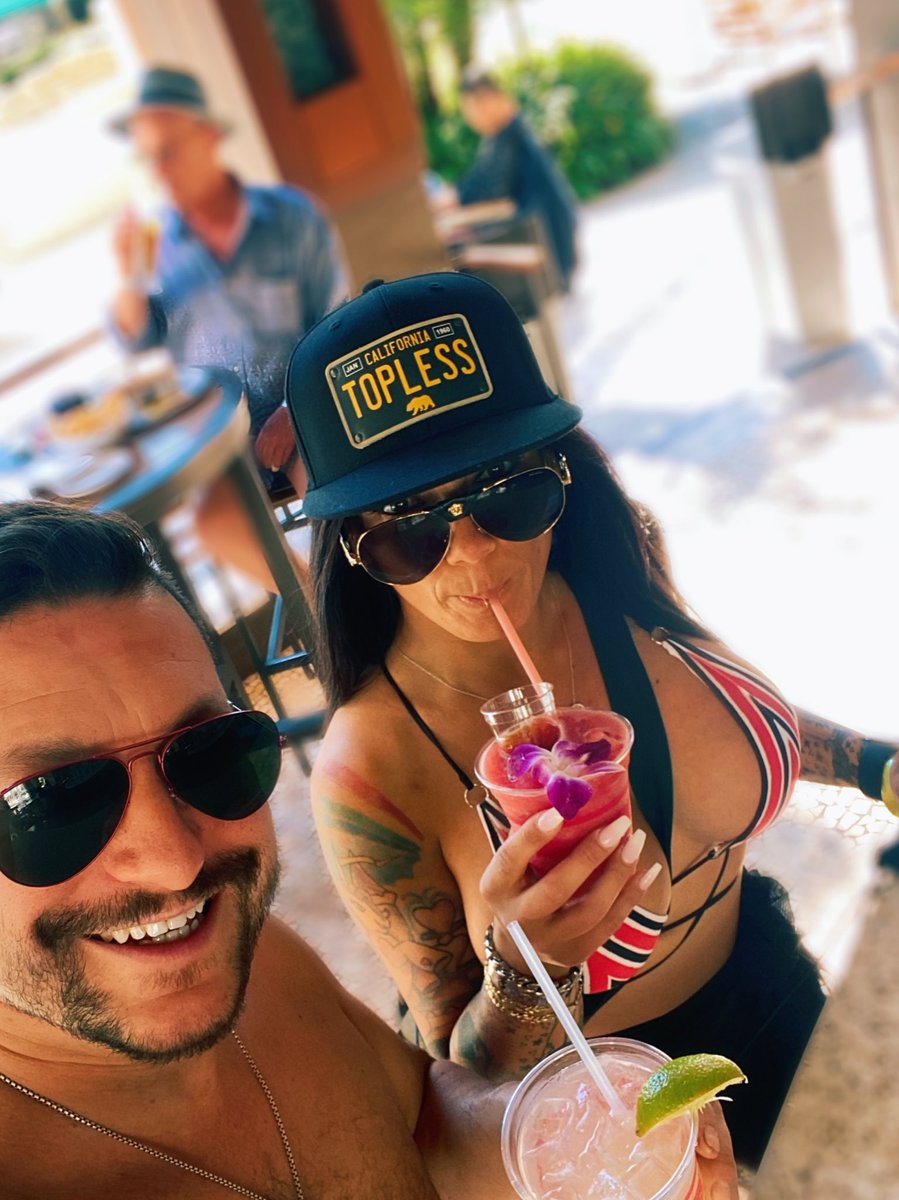 Lexx_Foxx_'s tweet photo. Not Sure My Liver Is Ready For This… But The Cuz Comes To Town In A Few Weeks
•
#fy #fyp #fypシ #help #hardrock #alcohol #family #cousins https://t.co/1Hz3DOFMZn