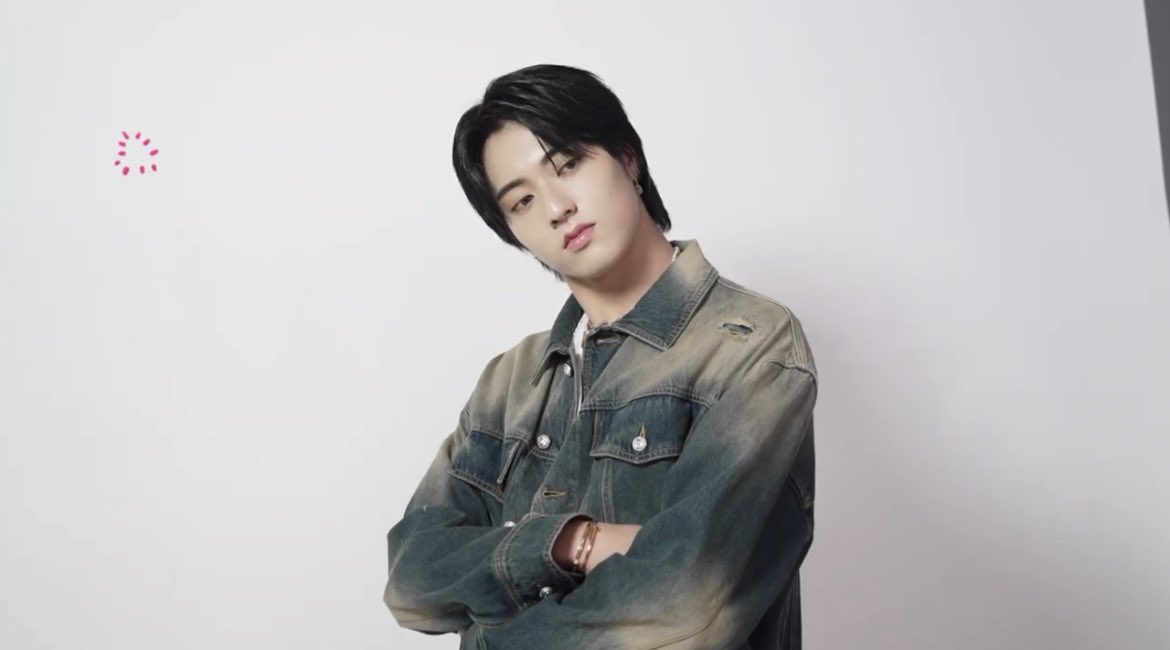 wtnbfiles's tweet photo. denim looks so good on him 

#HARUTO #하루토 https://t.co/bdBSR6OS4T