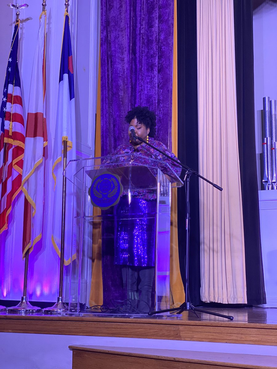 Not enough words for the eloquence and generosity of @imaniperry in person. (And her laugh, her laughter, her smile—luminous.) ✨Do so wish I’d captured the image of @ALPoetLaureate’s purple sequins glimmering in the drizzle near a street lamp at @MilesCollege tonight.