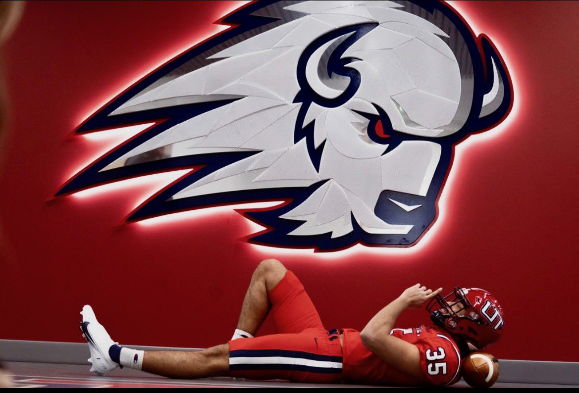 HemalotoK's tweet photo. I want to thank God, my parents &amp; family, all my coaches, teammates, friends, teachers, and the Lehi community for helping me get to this point. I appreciate @CoachPPeterson &amp; @UtahTechFB for believing in me and providing this opportunity. I am officially a Trailblazer! https://t.co/TJg0I7ZkU8