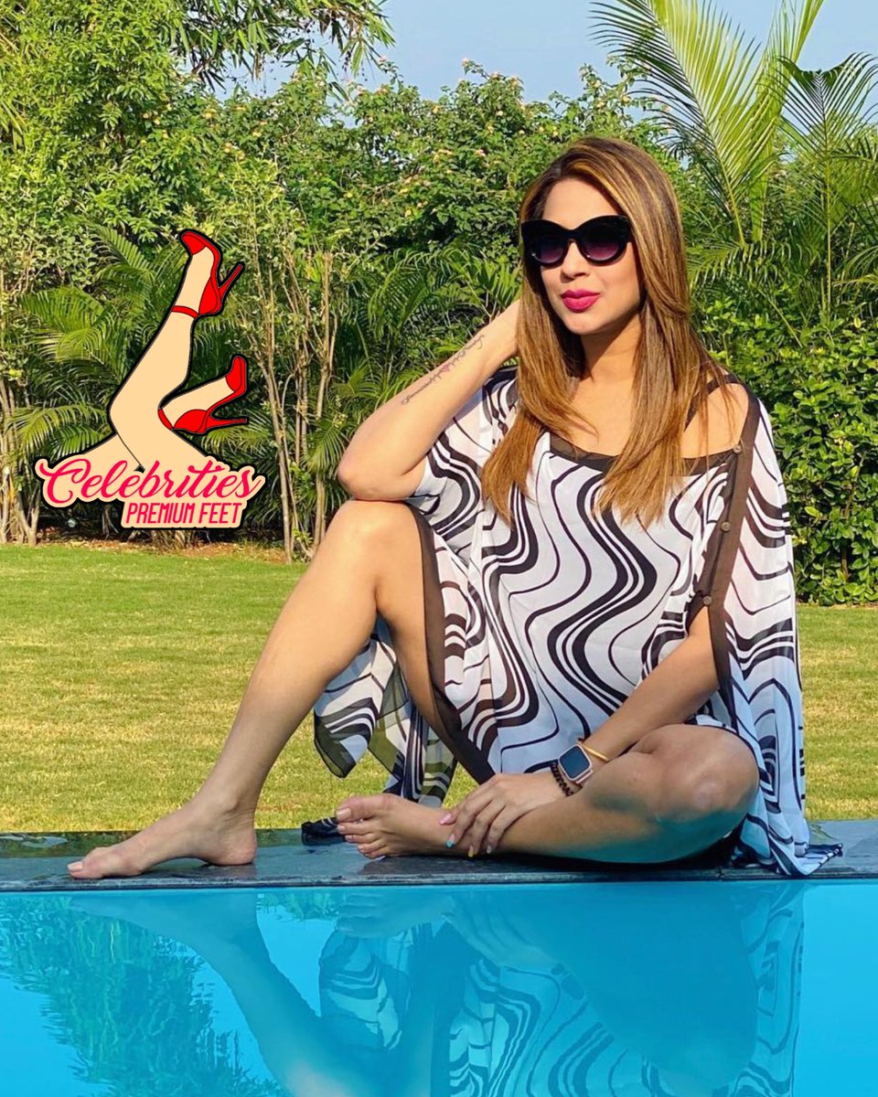 CelebsPremFeet's tweet photo. #celebritiespremuimfeet👣 
#minakshichaudhri 
#minakshichaudhrifeet 
#minakshichaudhrisoles 
#goddessminakshichuadhri 
#minakshichaudhrilonglegs 
#minakshichaudhrithighs https://t.co/NzGiUBI2pN